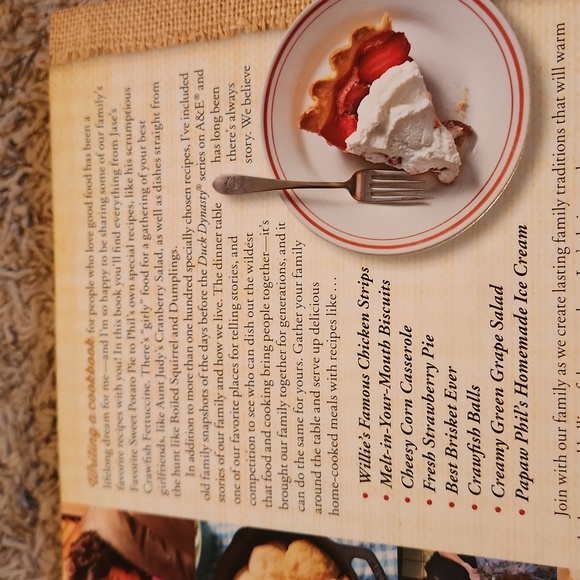 Miss Kay's Duck Commander Paperback Cookbook - Picture 3 of 9